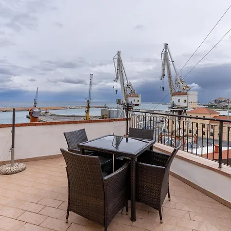 Ca Mea Sul Porto Di Oneglia アパート インペリア