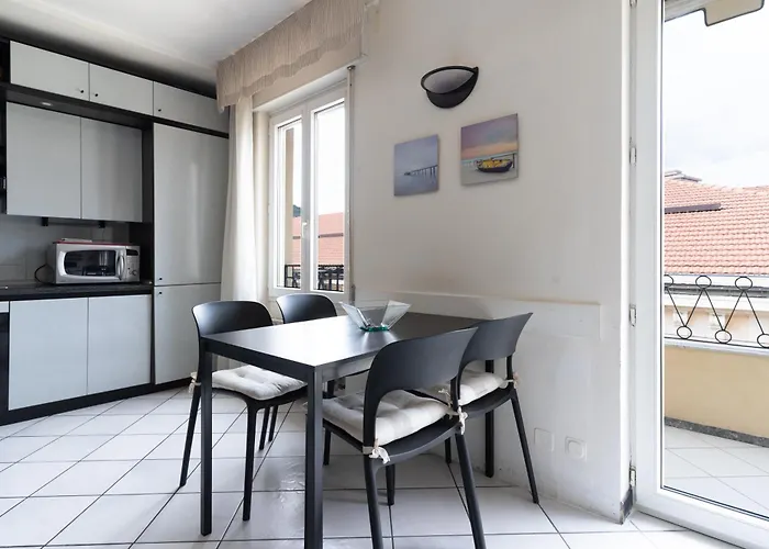 Apartment Ca Mea Sul Porto Di Oneglia